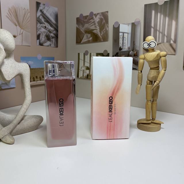 高品质 凯卓纯净之水冰灵女士淡香水 Ml Kenzo L'eau Kenzo Glacee Pour Femme, 品牌：凯卓 调香师：Coralie Spic