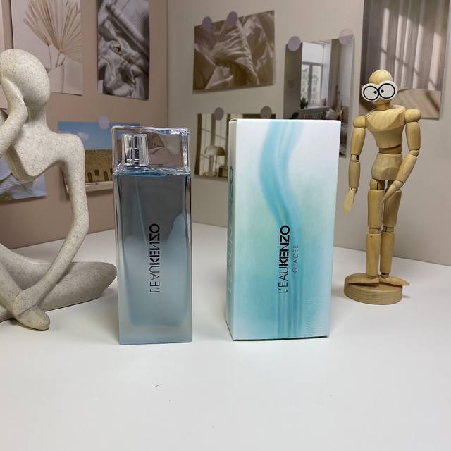高品质 凯卓纯净之水冰灵男士淡香水 Ml Kenzo L'eau Kenzo Glacee Pour Homme, 品牌：凯卓 调香师：Coralie Spic