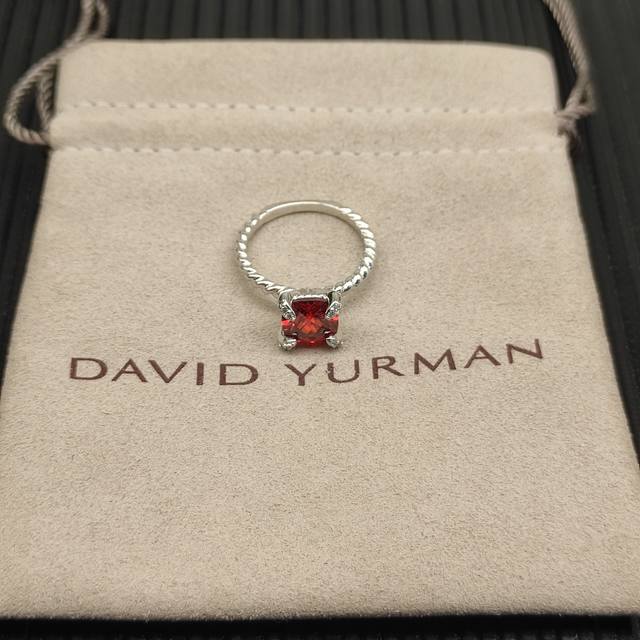 David Yurman 主石8Mm四爪红钻钻戒指 尺寸：美号，6-7-8-9，四个号 编号 Dyjz-143