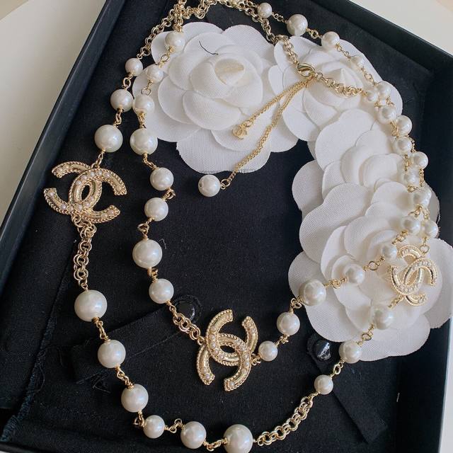 编号Xxl0812 美美哒 1New Arrival雾金长链，米珠麻花项链，让你赚足回头率，绕两圈佩戴