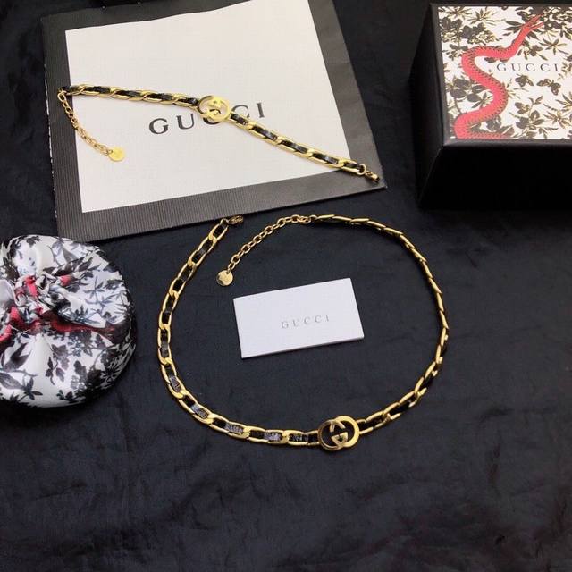 项链 、手链 Gucci古奇项链手链热销款 新款火爆上新来袭复古翻旧金属诠释经典同步专柜正品开模独特的链条设计给人一种端庄严谨之感高贵典雅之范