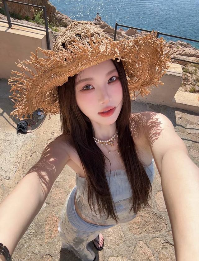 编号Lxl0275 Lv*最新款吊珍珠项链 一致Z批黄铜材质