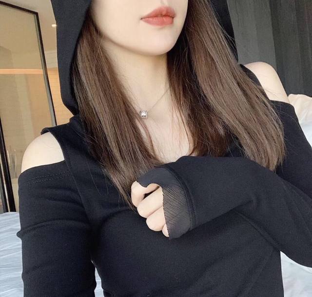 我们出品 万花筒批Erlee项链 Zp44200+ 可订制18K真金真钻， 量大询客Fu 万花筒项链一句话，要根据Z批做，精工做法，非常非常非常不容易我们出品真