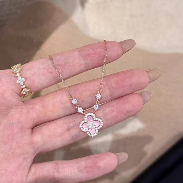 绮梦甜樱 Vintage中古樱花粉贝母四叶草项链女轻奢锁骨链P