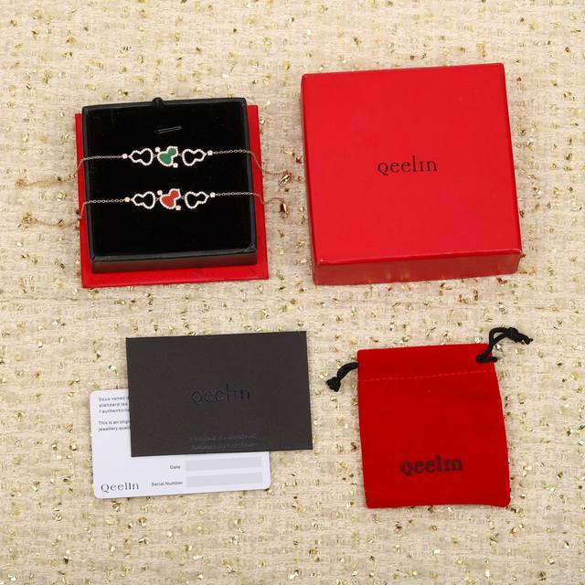 208486 我们出品 葫芦镂空手链，可订制18K真金真钻版本，Pk市面各种金货量大咨询客Fu 现货精工纯银版本 Zp是18K金真金真钻的材质，我们采用925纯