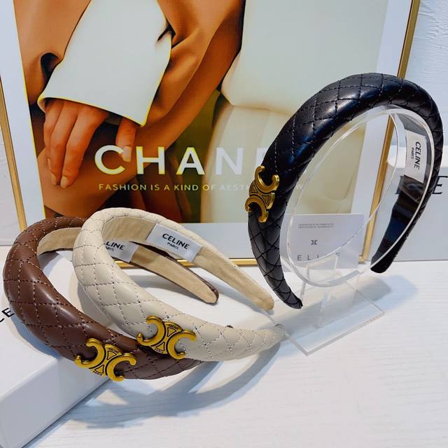 Celine塞林 凯旋门发箍 早秋新款菱格复古Logo简约轻奢风发箍 日常精致小单品 气质百搭小仙女必入单品 名媛风十足～宝藏款 闭眼入推荐款 单个