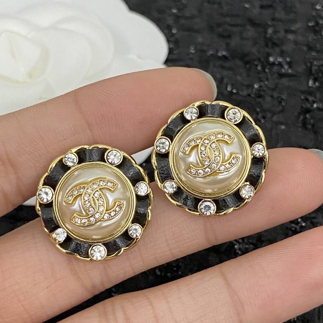 编码E1383 0955780 耳钉热销款火爆上新 同步专柜独家高端品质实拍图代购级别做工精致细腻重工版本超级仙女唯美的一款做工超级细心无漏洞媲美Zp买到就是赚