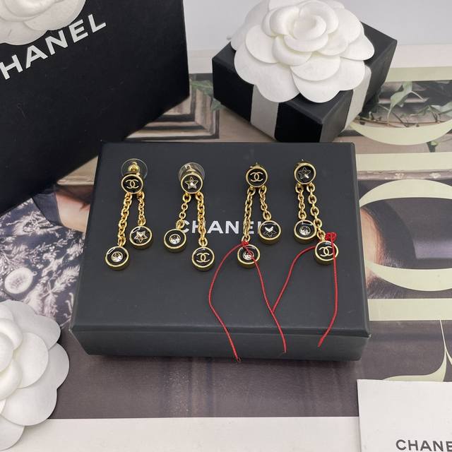 我们出品 Z Vs 我们！认准我们家出品！只对标Z批无限放大对比！立省6800！Z 已经变旧了，可以很自豪的说，别人就算有买Z，也百分百做不到我们的工艺，不怕去