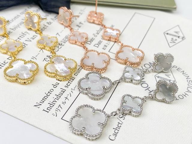 梵克雅宝Vca Sweet系列 三花四叶草耳钉 真实细节呈现！梵克雅宝Vca 四叶草系列出货。925银针电镀18K金工艺 优雅首选批