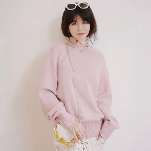 我们出品 Zp4880,量大咨询客Fu 七夕情人节L多元素项链 Iconic Heart系列很有个性设计感的一款项链，发挥你的脑洞非常精致个性又百搭日常，为造型