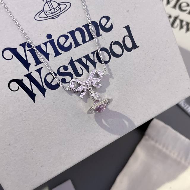 Vivi 蝴蝶结立体土星项链 西太后项链 Z 1960，绝美太梦幻了新增透明粉珠！少女心爆棚必入！宝宝，什么是快乐星球，来，这就是快乐星球！绝美蝴蝶结立体土星项