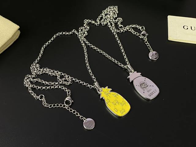 Gucci骷髅黄色菠萝项链 古驰的项链真心的好看 男女都能佩戴 可做情侣款 耐看经典款链长50Cm批