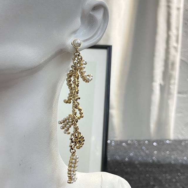 编码Ge409 0978605香家耳环专柜最新款同步上新走过路过不要错过衬托出你的光彩离女神气质只限一步之遥