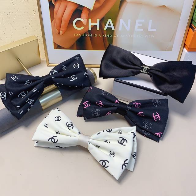 Chanel小香 Chanel发夹 双层蝴蝶结轻奢发夹弹簧夹 版型立体气质时尚百搭小仙女必入单品 闭眼入推荐款 单个