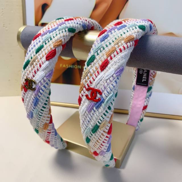 Chanel小香 Chanel发箍 七彩羊毛简约轻奢风发箍气质百搭小仙女必入单品名媛风十足～宝藏款 闭眼入推荐款 单个