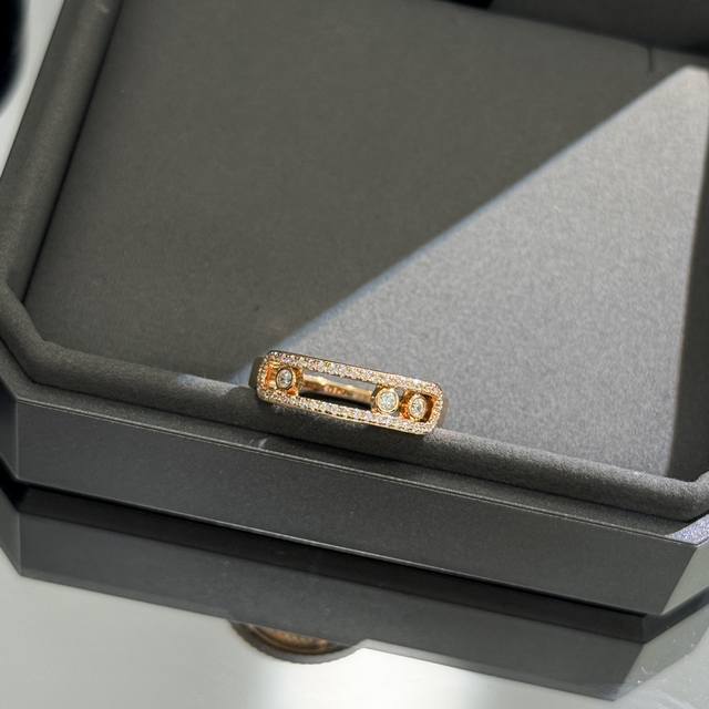 A0808 梅西卡 新款 三钻 滑动 戒指 精选德国进口S925纯银材质电镀14K金 超赞工艺 百搭 夏日简约风 玫瑰金 678码 纯银戒指