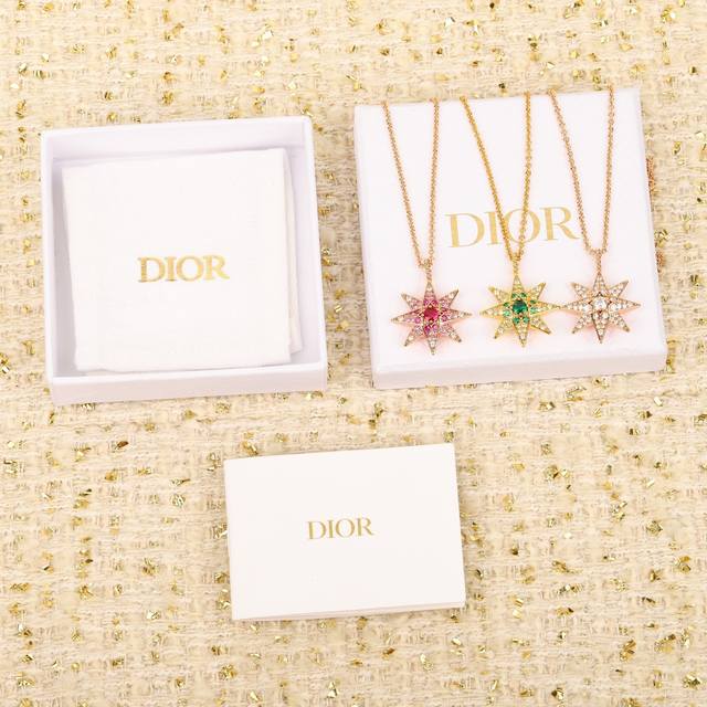 210952 我们出品 ，大号八芒星项链，可订做真金真钻，只做对版Zp真金货，Pk市面各种金货量大咨询客Fu éToile Des Vents 重新诠释经典罗盘