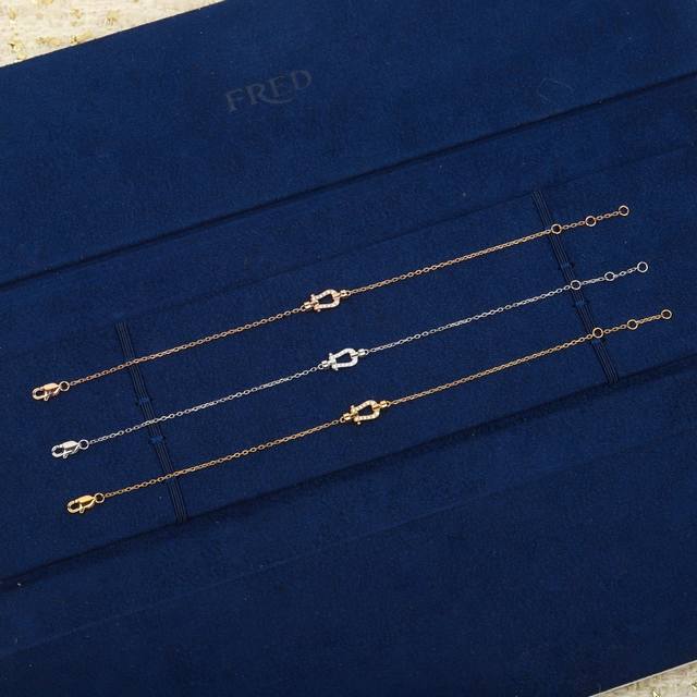 206785 我们出品 马蹄手链 ，可订做真金真钻，只做对版Zp真金货，Pk市面各种金货量大咨询客Fu 赞颂爱之炽烈，斐登欣然呈现Pretty Woman系列珠