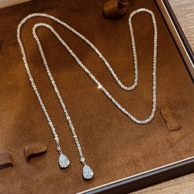 A5356 独立设计师 新款 碎碎冰 满天星 水滴 长链 毛衣链 可当双层项链 精致S925通体纯银材质 打造微镶 精致靓闪唯美 简单大方款 90Cm长链 可当