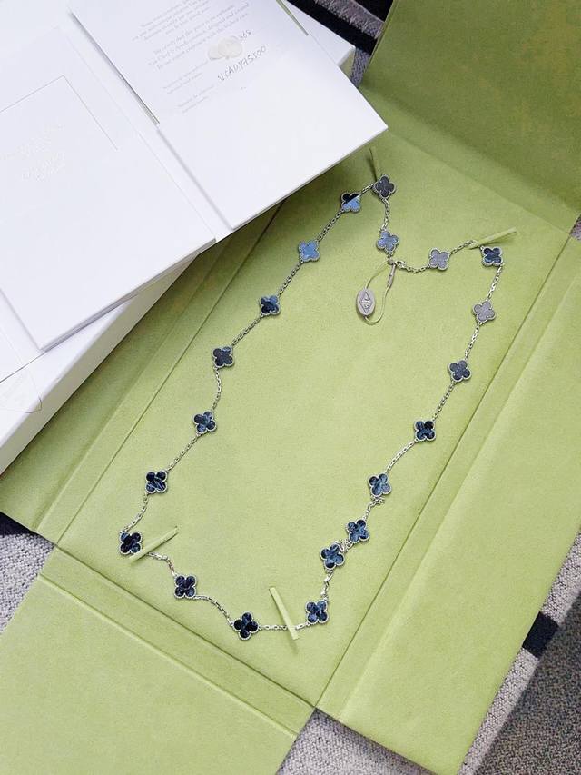 V金材质Vca彼得石20花四叶草项链