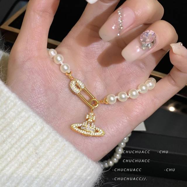 珍珠项链西太后 Viviennewestwood 什么是快乐星球，来，这就是快乐星球！绝美土星西太后珍珠套装！西太后项链手链，重磅推荐，一定要整套入，闭眼入准没