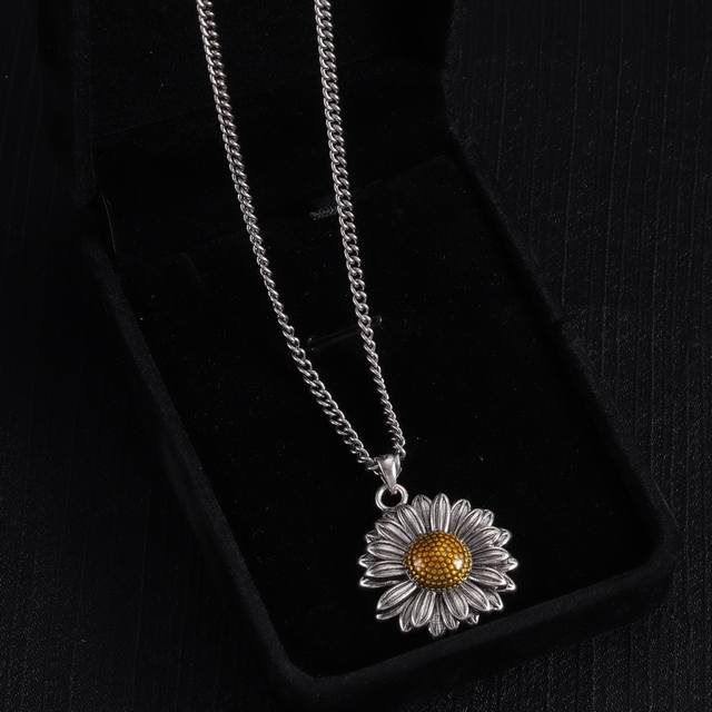 Jacob&Co 捷克豹项链 小雏菊项链