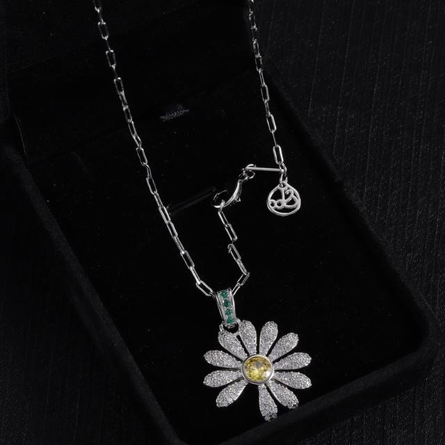 Jacob&Co 捷克豹项链 小雏菊项链