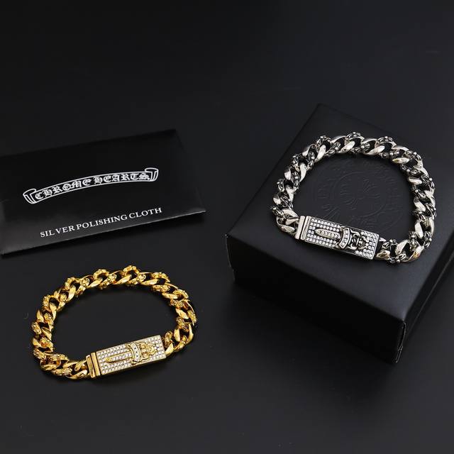 太帅爆了最新款克罗心 不爆不发 厂家直销 原版一比一复刻 克罗心项链