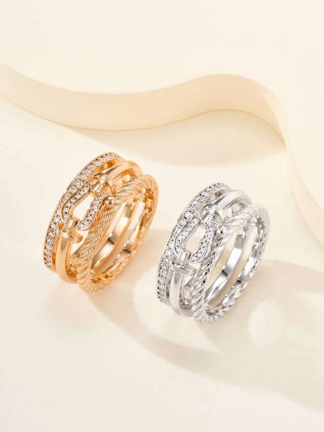 Force 10 Rise系列作品戒指 尺寸56789号 以大胆无畏、柔美璀璨之姿，为这一经典系列注入了全新的诠释。它激励着我们以一颗无畏之心，勇敢迎接每一个挑