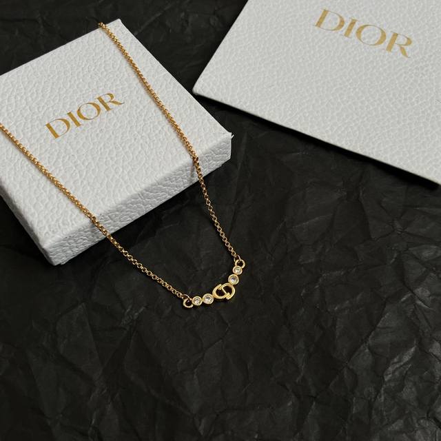 Dior 迪奥 中古 项链 专柜一致上新 精选原版一致 黄铜材质 甜美气质高雅。