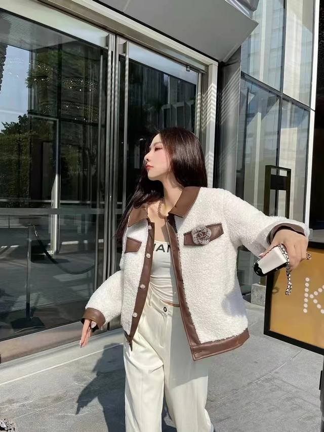 Ch Nel小香最新山茶花不规则满钻胸针项链两用热销款火爆上新同步专柜高端品质代购级别做工精致细腻原版Logo重工版本超级仙女唯美的一款做工超级细心无漏洞媲美Z