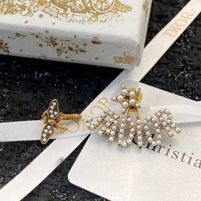 编码Ge079 超级美腻Dior新款火爆来袭专柜最新款同步上新19年春夏最新款Ab款设计与众不同时尚感十足超火速速入手让自己跟在时尚潮流道路上不落后