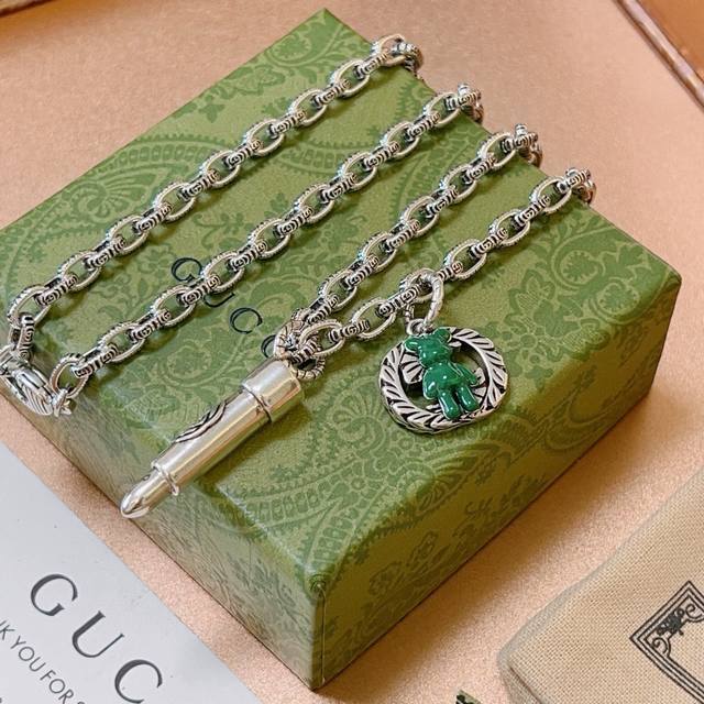 古驰绿灰暴力熊项链 古驰项链2025最新款链条档次更高明星同款Anger Forest系列双G暴力熊古驰项链 链长60厘米可改长度 细节对版做旧处理 非市面亮面