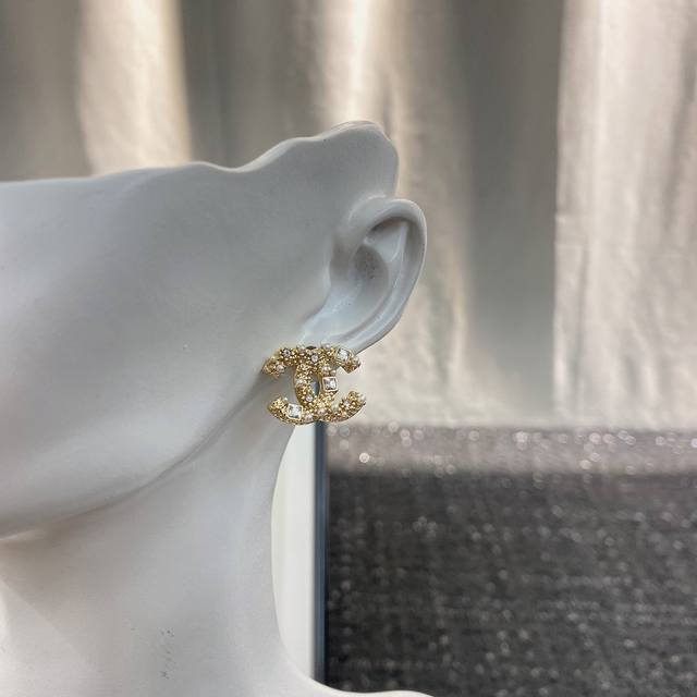 编码Ge334 香家耳钉专柜最新款同步上新走过路过不要错过衬托出你的光彩离女神气质只限一步之遥