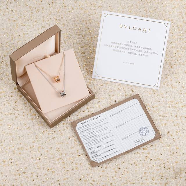 203178 Bv弹簧项链 Zp29900+ 可以订制真金真钻，量大咨询客Fu B.Zero 1项链饰有标志性螺旋形玫瑰金链，搭配珍贵的密镶钻石，设计独特，尽显