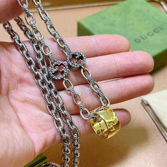 古驰项链最新款链条档次更高明星同款Anger Forest系列双G经典款项链系列复古银项链 细节对版做旧处理 非市面亮面版型 这款一直在出 古驰里面热卖款 非常