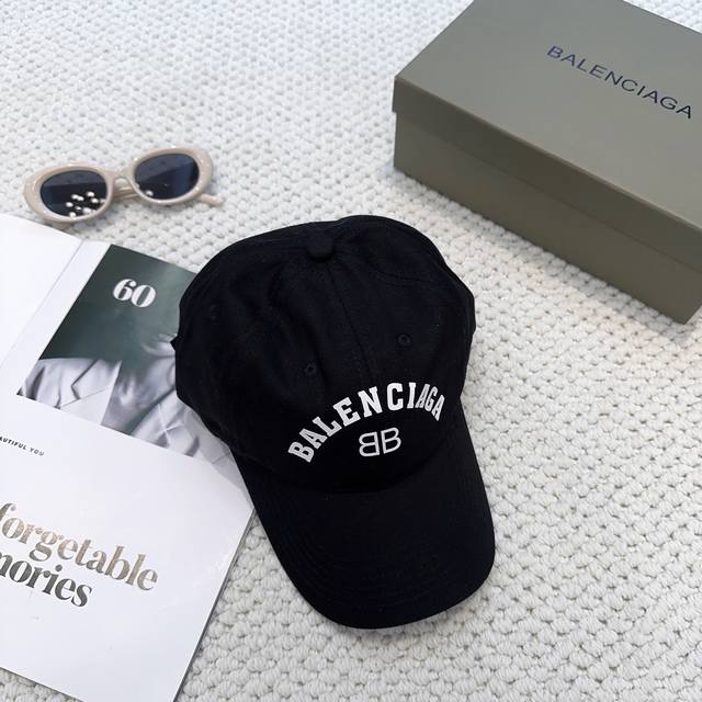 Balenciaga巴黎世家春款新款个性棒球帽，高品质透气性巨佳，四季佩戴款 高颜值时尚单品！ 男女同款