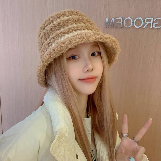 蒙口Moncler 针织帽秋冬季新款时尚遮阳盆帽条纹防晒帽子水桶编织