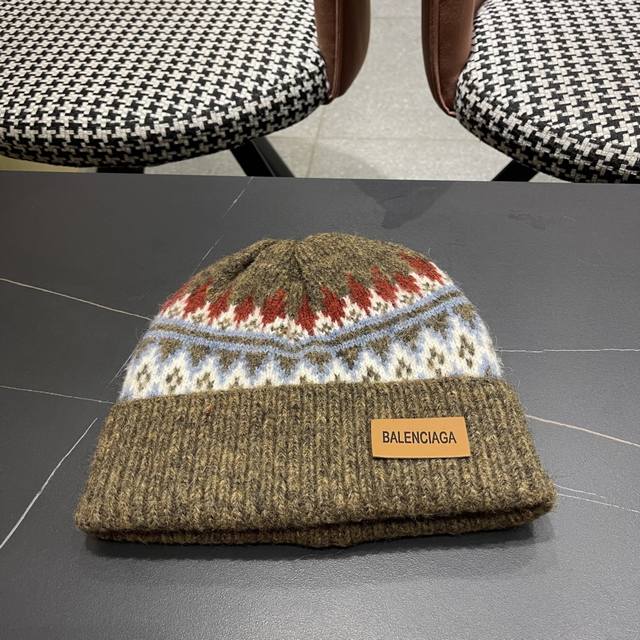 巴黎世家 2025早秋简约泰迪毛针织毛线帽，毛绒材质，男女款非常百搭