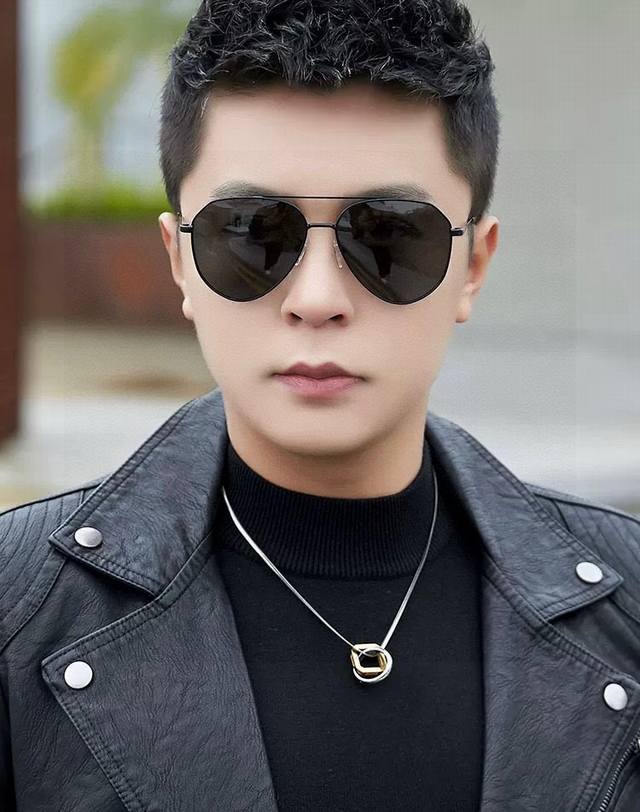 Gucci 高品质男女款墨镜 进口宝丽来偏光镜片 蛤蟆镜 开车钓鱼都可 百搭显瘦墨镜韩版男士飞行员大框司机开车防紫外线太阳镜 型号：G4201