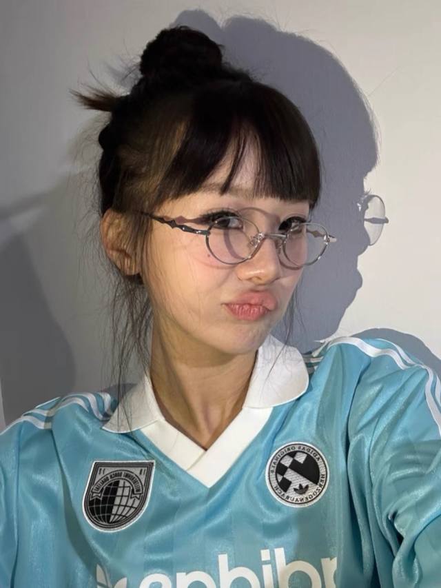 Louis Vuitto*复古银色金属小脸小椭圆Y2K素颜神器平光镜框配度数近视眼镜