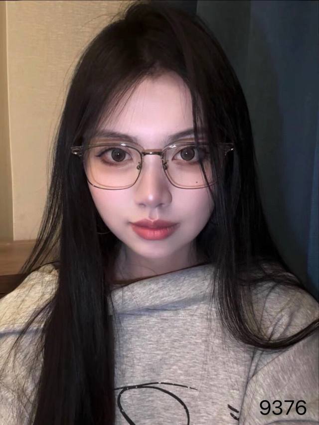 Dio*超轻痞帅斯文半框眼镜近视情侣款可配度数防蓝光眼睛黑框潮