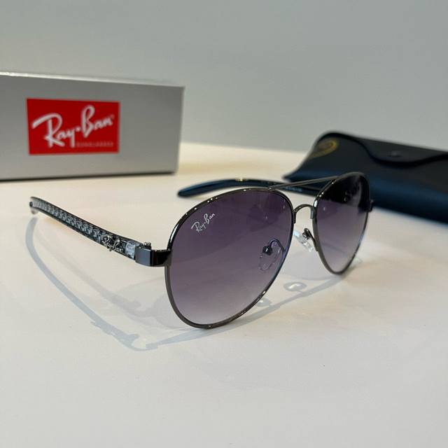 雷朋男款炸街款墨镜，太阳镜 镜片 轻盈不压鼻子8037