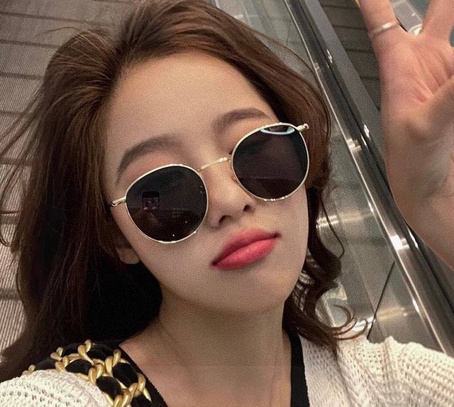 Gucci 高品质男女款墨镜 进口宝丽来偏光镜片 开车钓鱼都可 百搭显瘦墨镜韩版男士飞行员大框司机开车防紫外线太阳镜 型号：7805