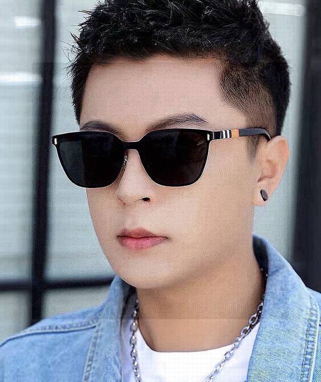 巴宝莉 新款连体驶驾镜墨镜出行必众备多明星同款 太阳镜 男女太士阳镜飞行 型号：B8809