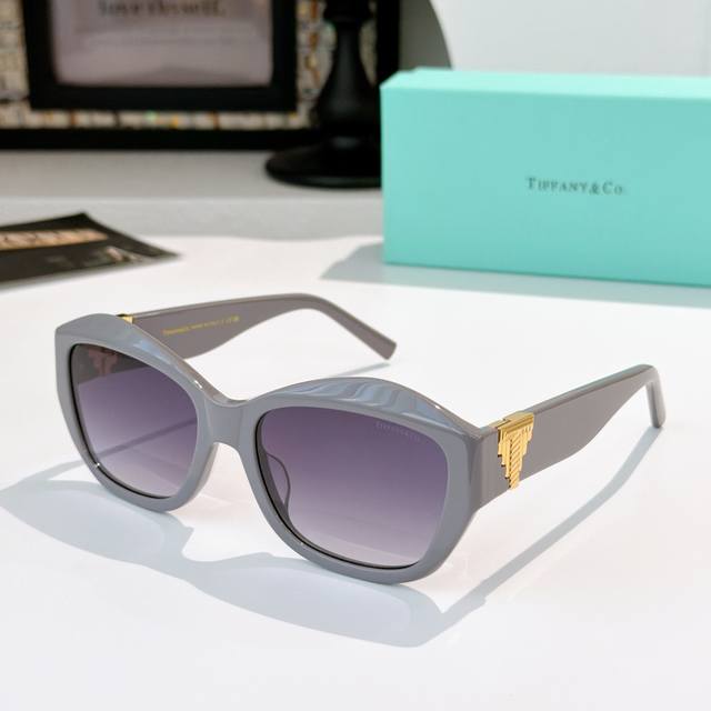 Tiffany&Co. Model：Tf4233U Size：58口19-135