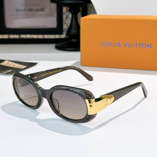 Louis Vuitto* Model：Z2600Ｕ Size：55口23-140