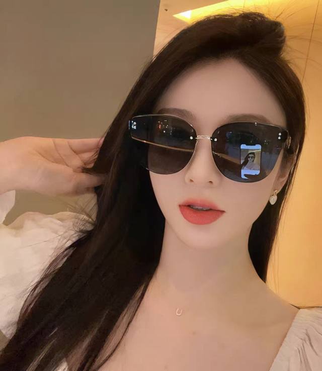 Gentle Moster Gm 2025新款猫眼高级感无框大脸太阳镜女潮防晒防紫外线个性墨镜女士 型号：8194