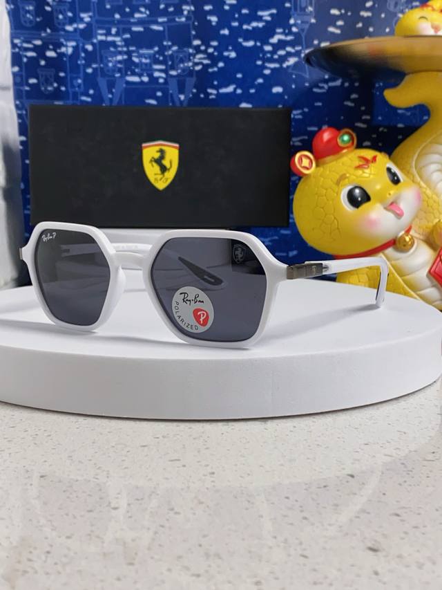 Rayban雷朋 法拉利联名 偏光太阳镜男女眼镜大方框开车墨镜 Br8945