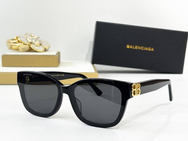 Balenciag* Model：Bb0102Sa Size：55口18-142